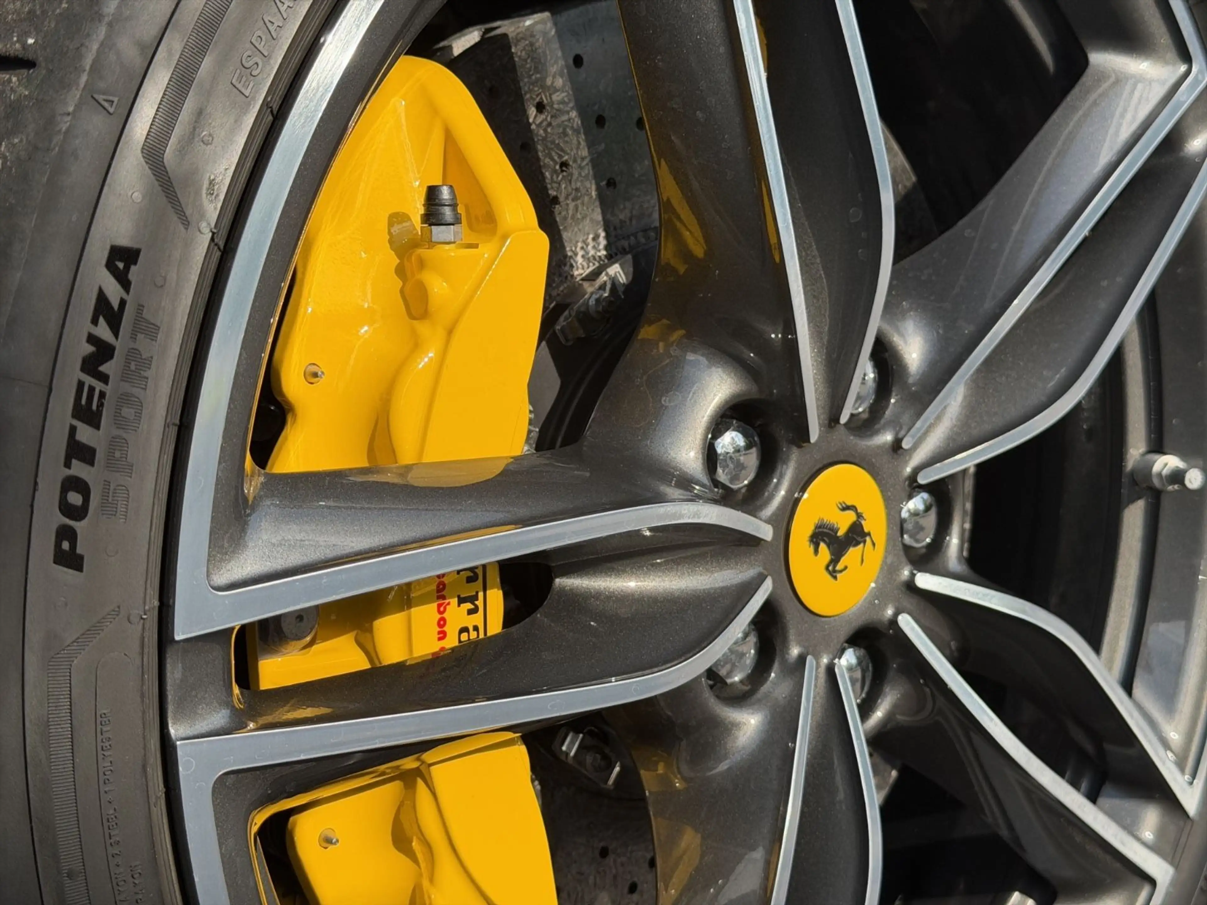 Ferrari Roma Spider/ADAS/ScuderiaShields/AFS — photo 10