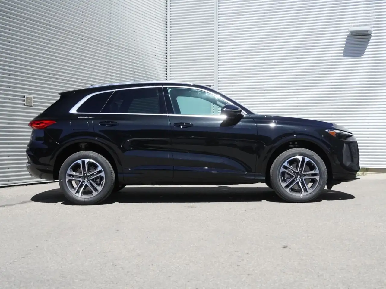 Audi Q5 снимка Audi Q5