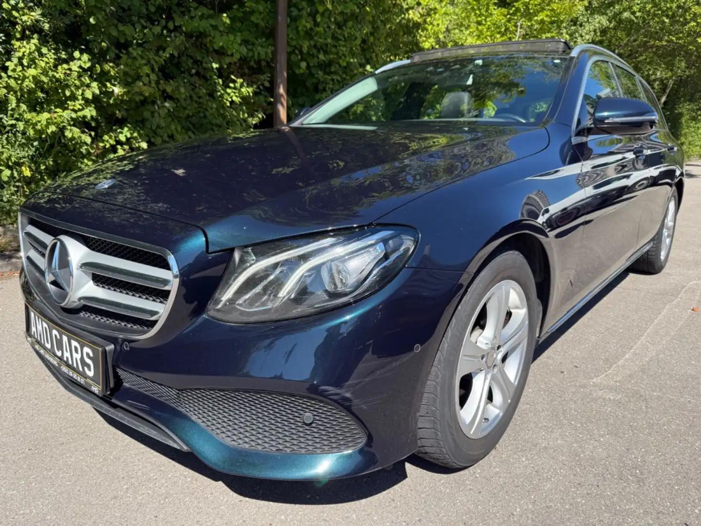 Mercedes-Benz E 220 E-Klasse T-Modell *PANO*HUD*AMBIENT*AHK Vert - 1