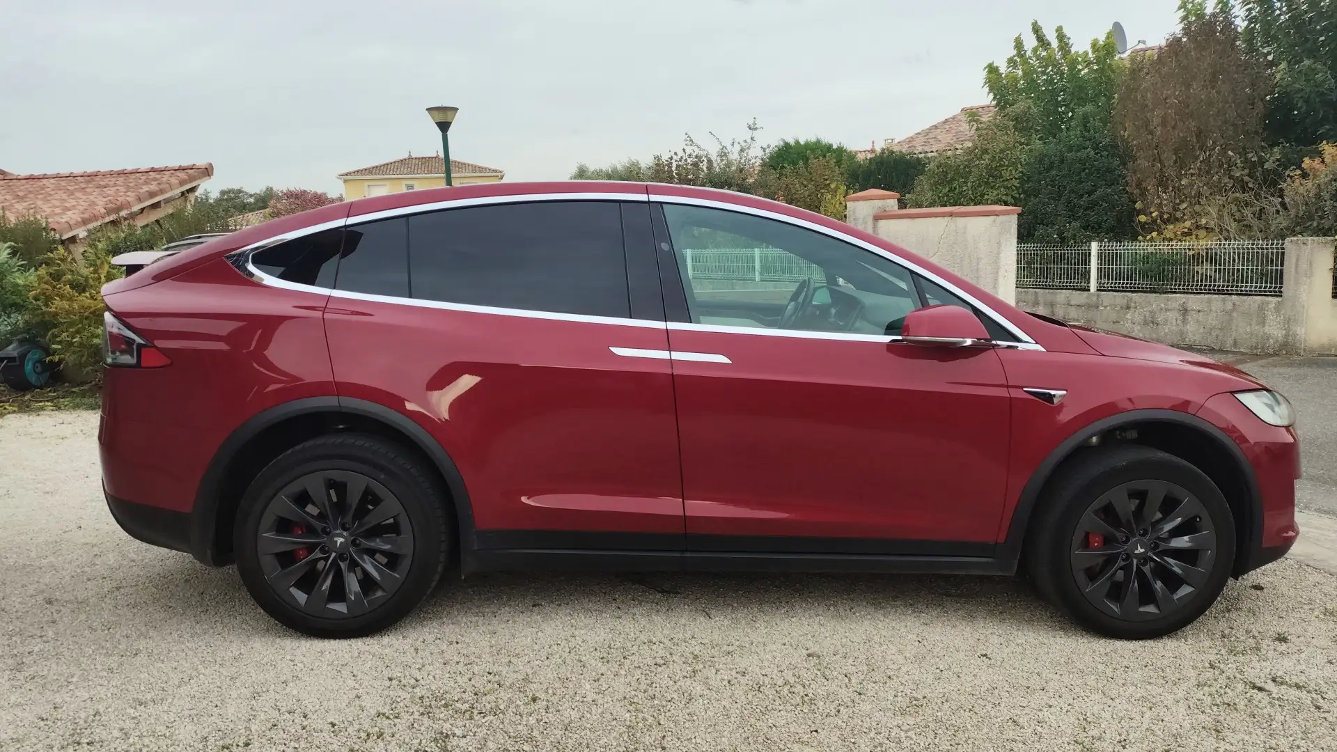Tesla Model X P100DL - 100 kWh Ludicrous Dual Motor Performance Rouge - 1