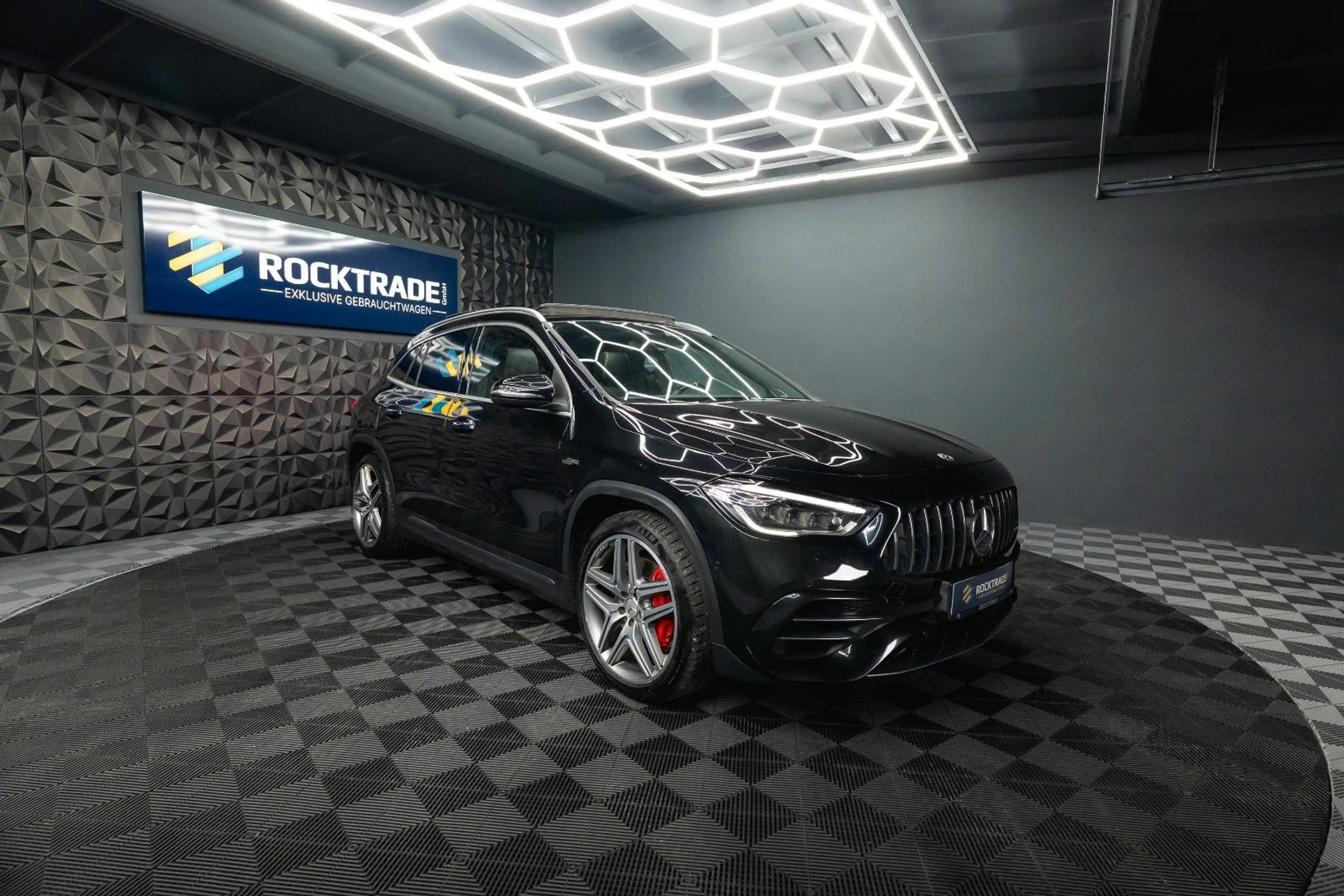 Mercedes-Benz GLA 45 AMG GLA 45 S AMG 4Matic | ACC | PANO | BURMESTER — photo 6