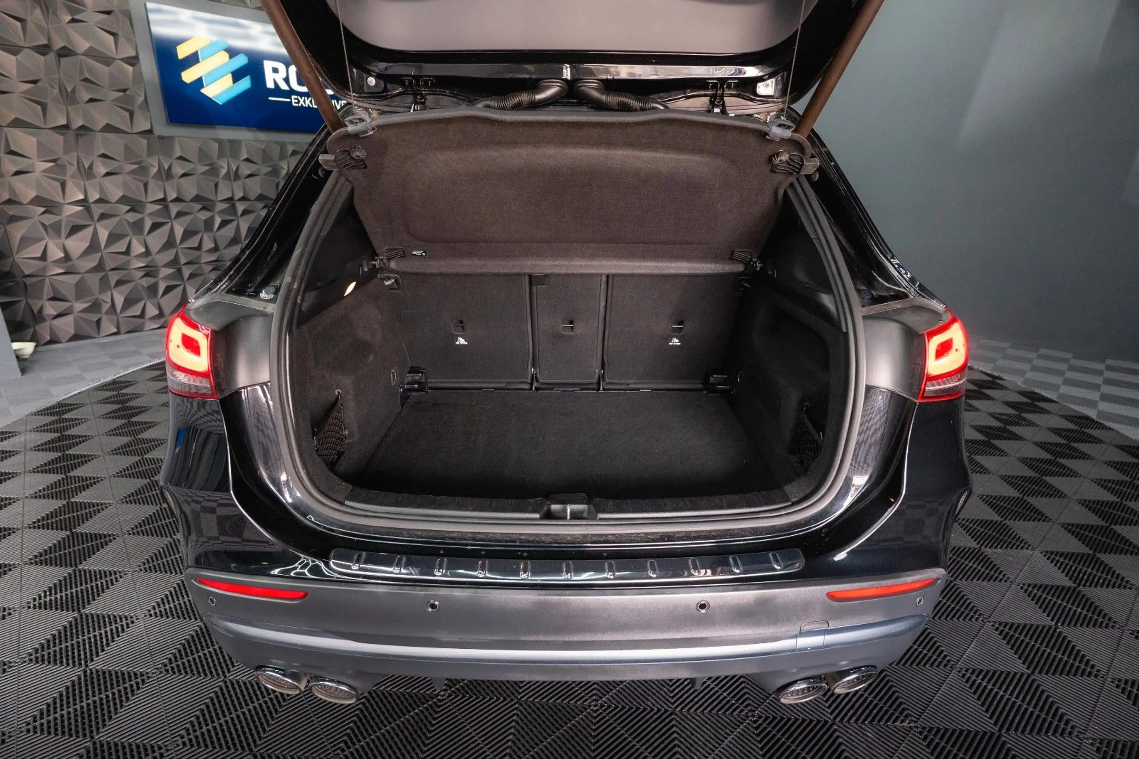 Mercedes-Benz GLA 45 AMG GLA 45 S AMG 4Matic | ACC | PANO | BURMESTER — photo 12