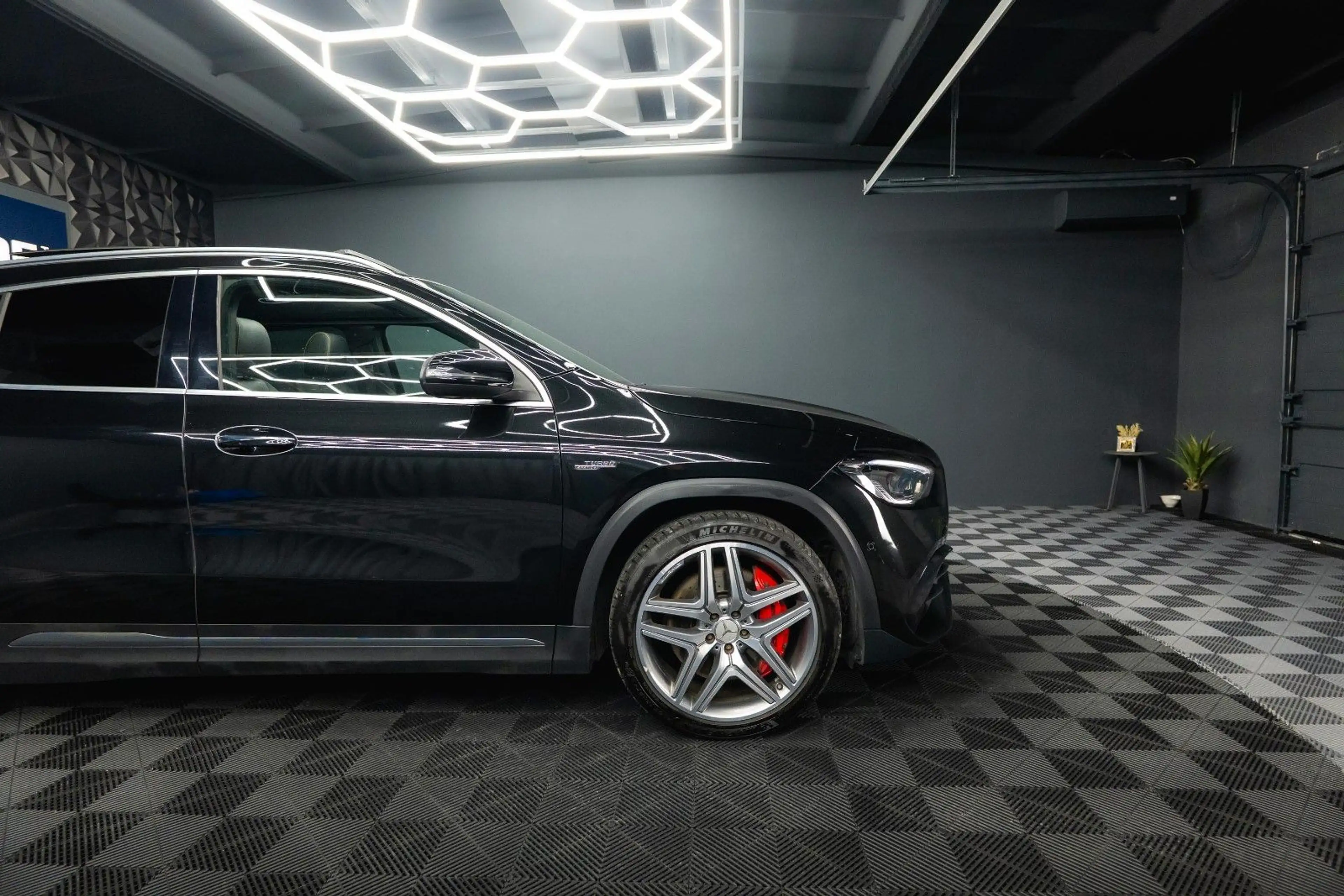 Mercedes-Benz GLA 45 AMG GLA 45 S AMG 4Matic | ACC | PANO | BURMESTER — photo 9