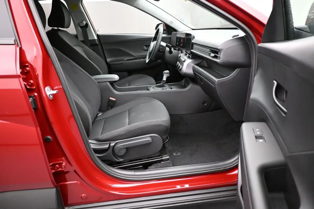 Hyundai KONA снимка Hyundai KONA