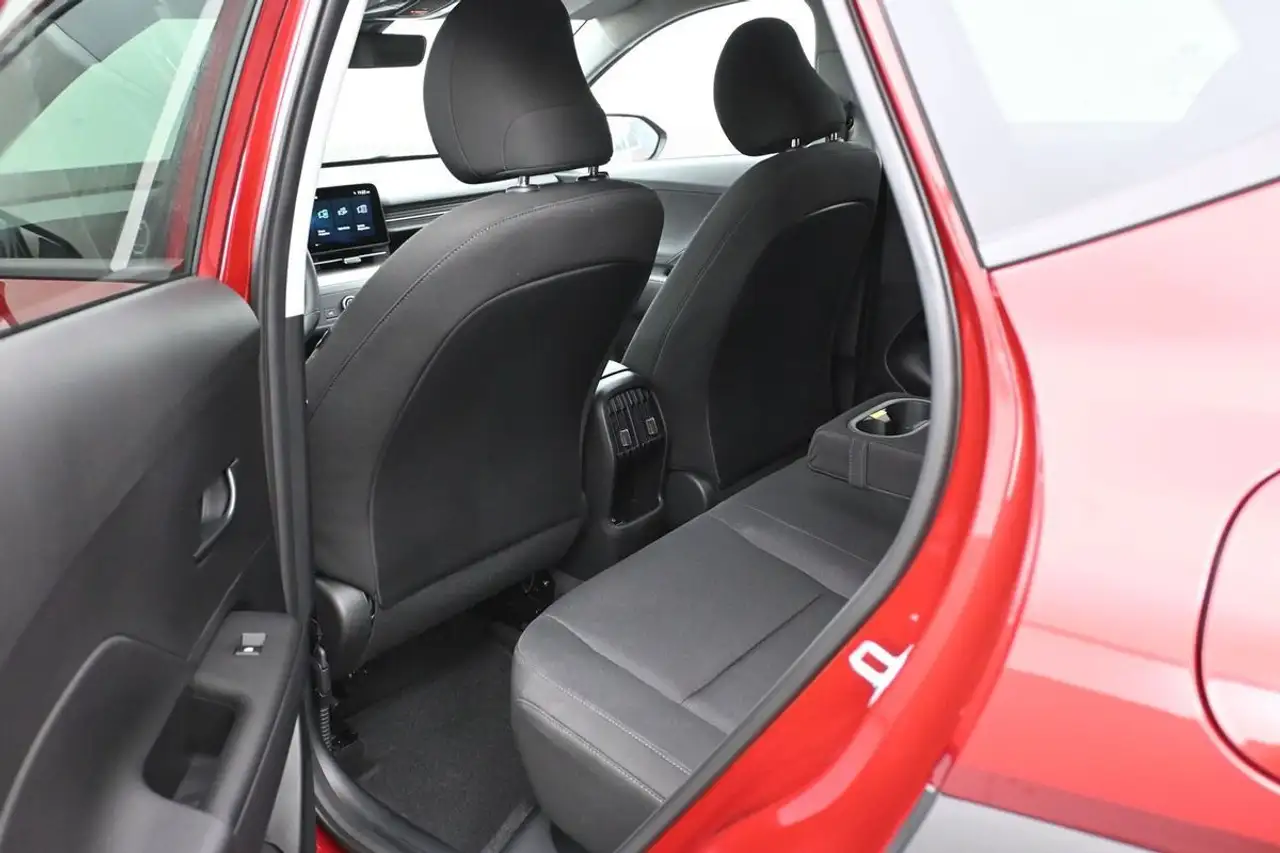 Hyundai KONA снимка Hyundai KONA