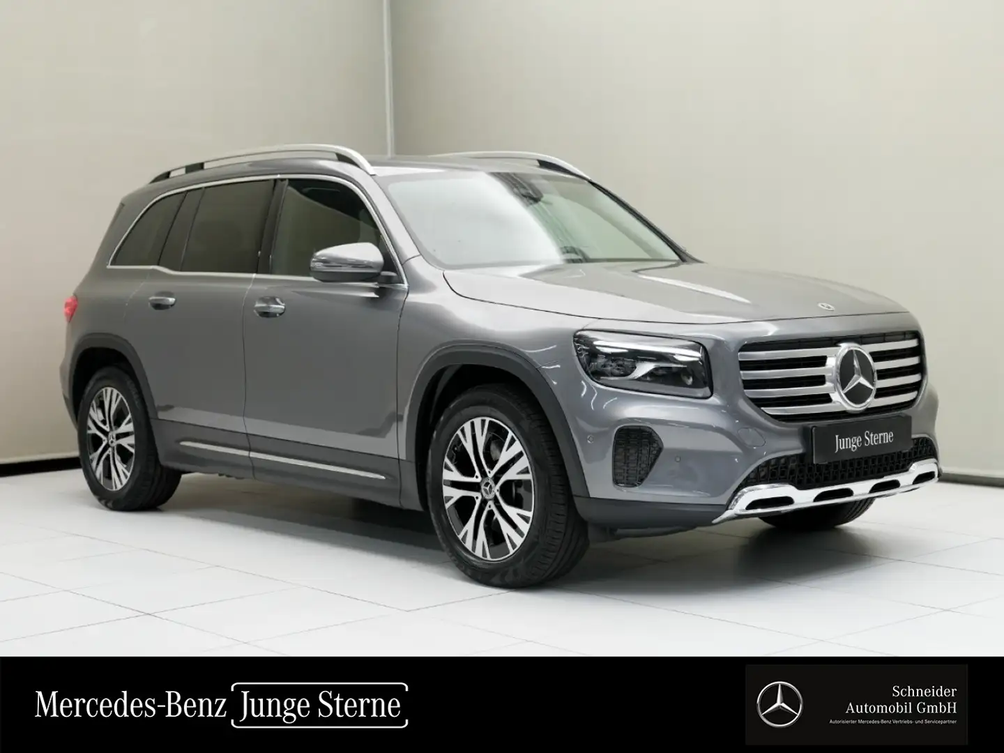 Mercedes-Benz GLB 200 d 4MATIC Österreich-Edition W-Paket LM Šedá - 1
