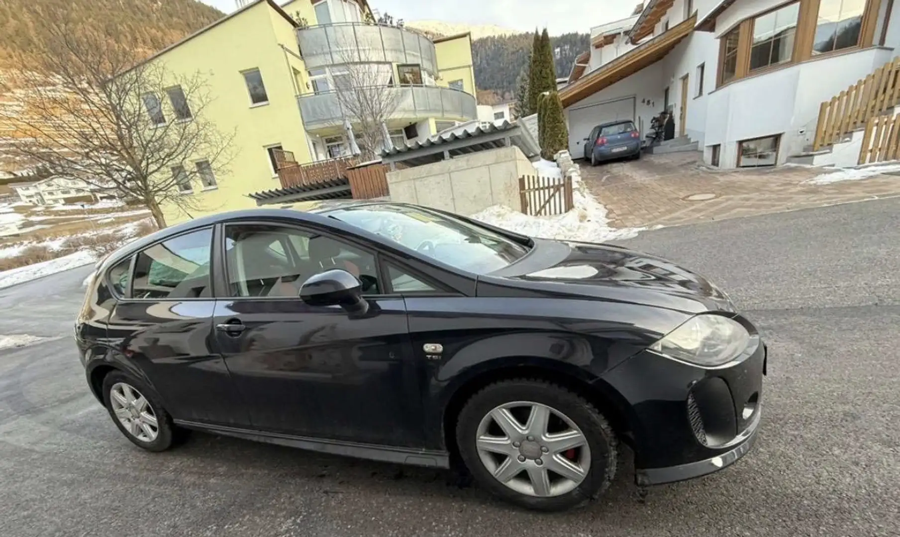 SEAT Leon GT 1,2 TSI Schwarz - 2