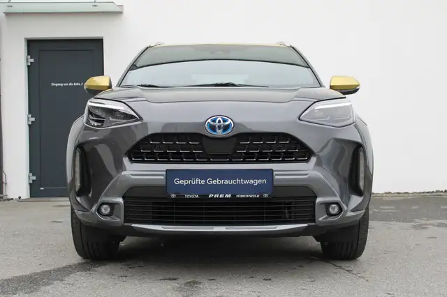 Toyota Yaris Cross 1.5 VVT-i HYBRID "Adventure" Automatik mit Sicherheits-Paket aus 1. Besitz!