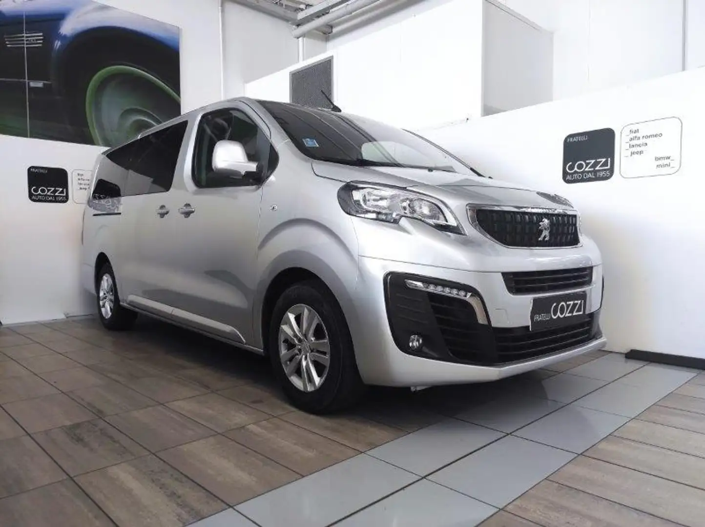 Peugeot Expert 4ª serie - Expert Traveller BlueHDi 120 cv Combi L Zilver - 1