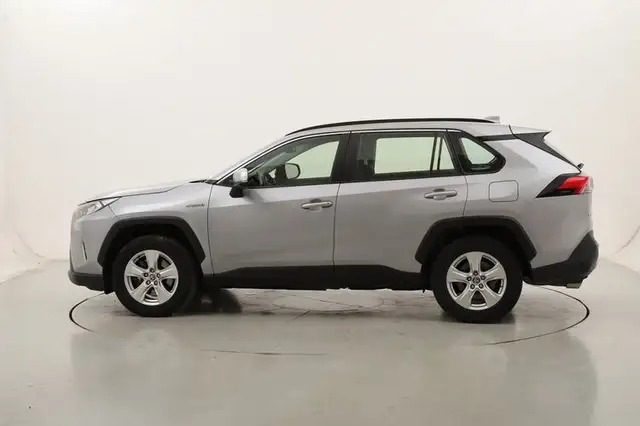 Toyota Rav4 view 2