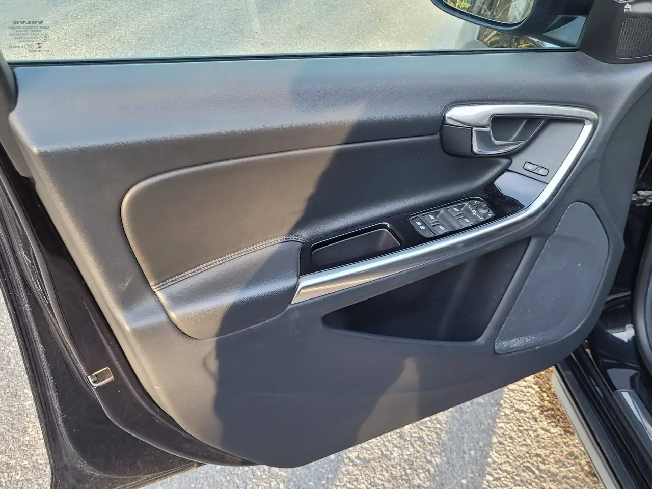 Volvo S60 снимка Volvo S60