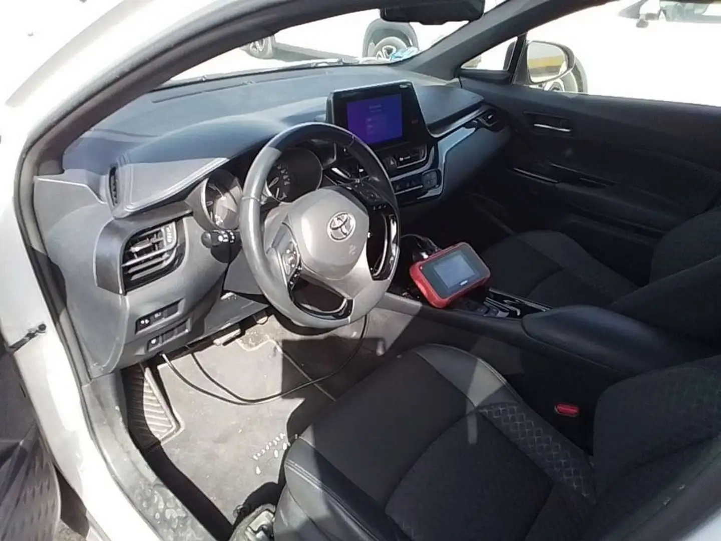 Toyota C-HR+ 1.8 125H Advance Blanco - 1