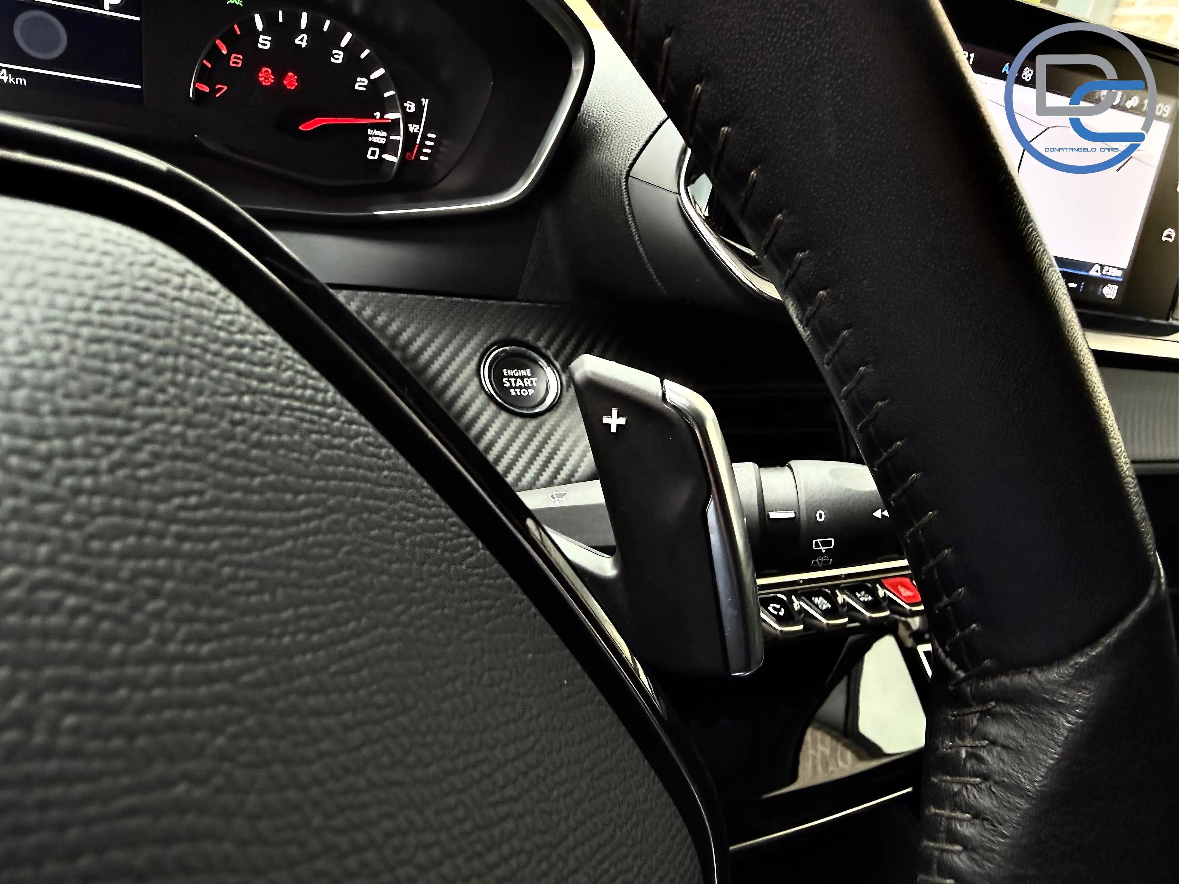 Peugeot 2008 2008 1.2 130CV EURO6d XÉNONS CUIR GPS APPLE CARPLAY — photo 24