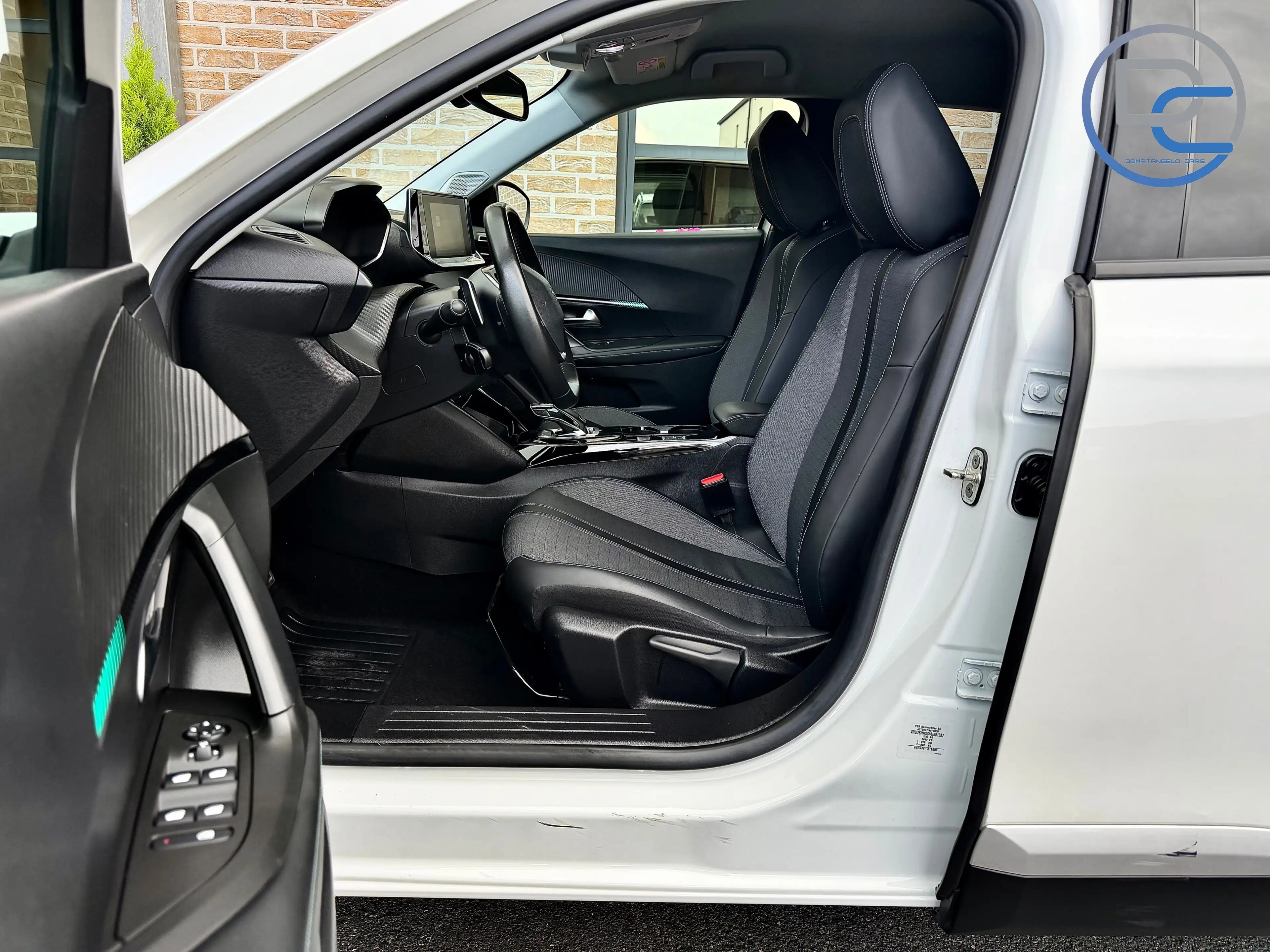 Peugeot 2008 2008 1.2 130CV EURO6d XÉNONS CUIR GPS APPLE CARPLAY — photo 12