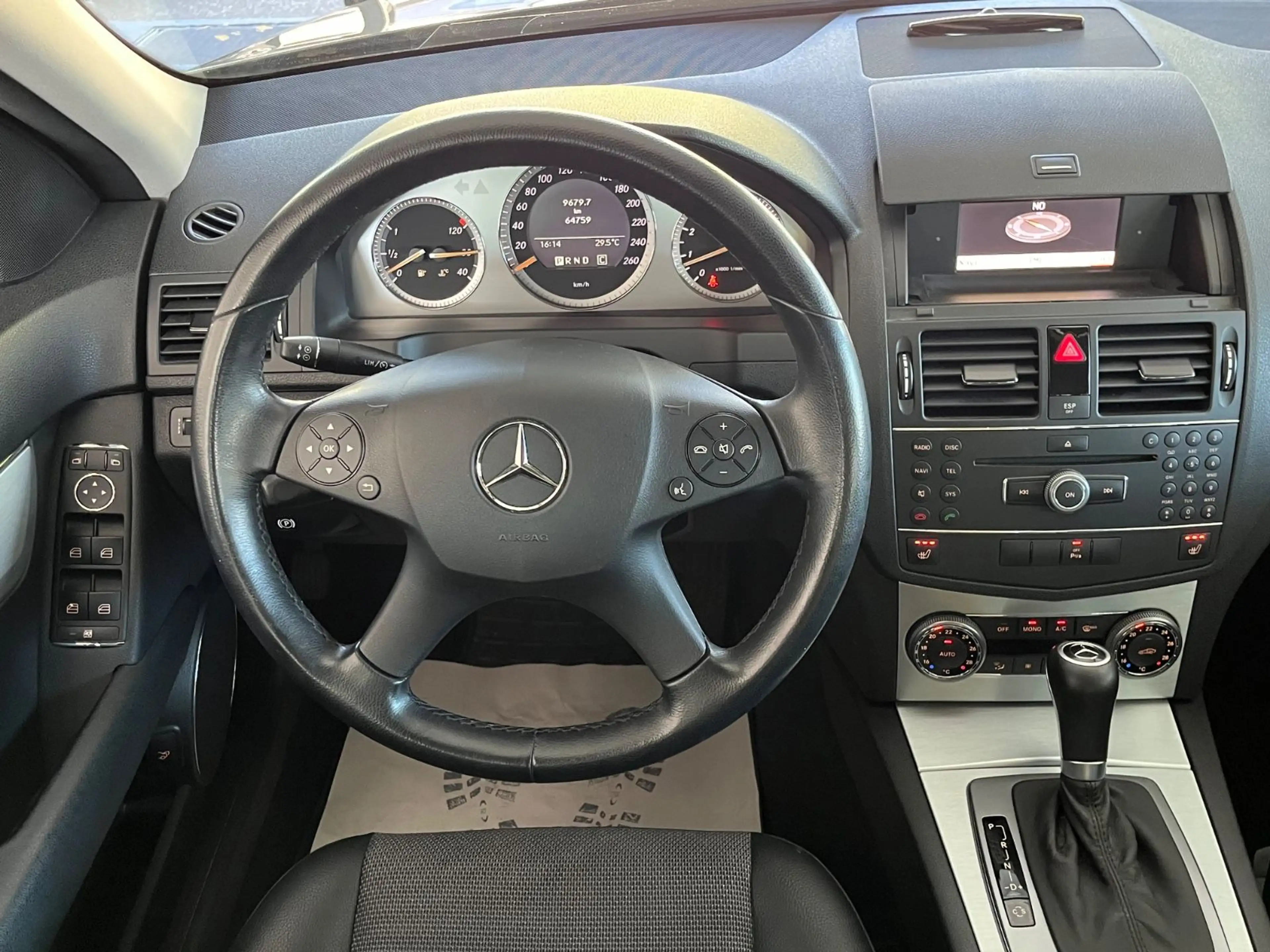 Mercedes-Benz C 230 V6 AVANTGARDE 64.000KM 7-GANG! PDC NAVI — photo 12