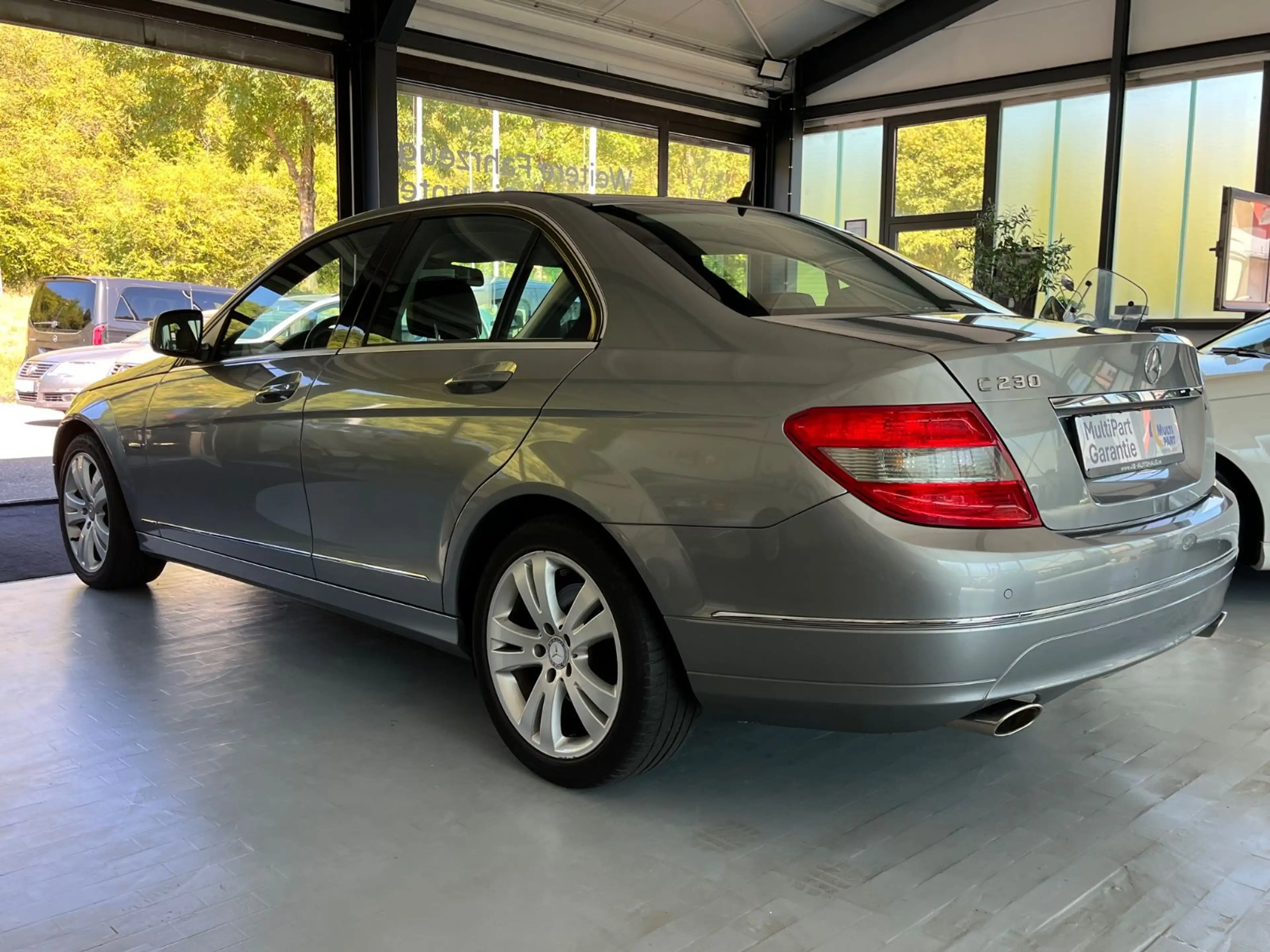 Mercedes-Benz C 230 V6 AVANTGARDE 64.000KM 7-GANG! PDC NAVI — photo 6