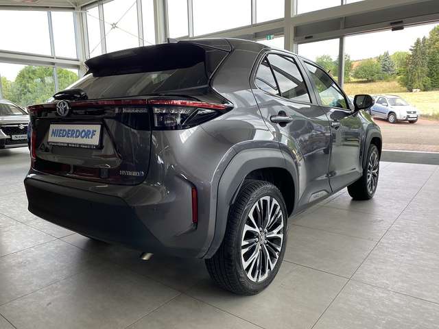 Toyota Yaris Cross 1.5 Hybrid Elegant ALLWETTER, NAVI
