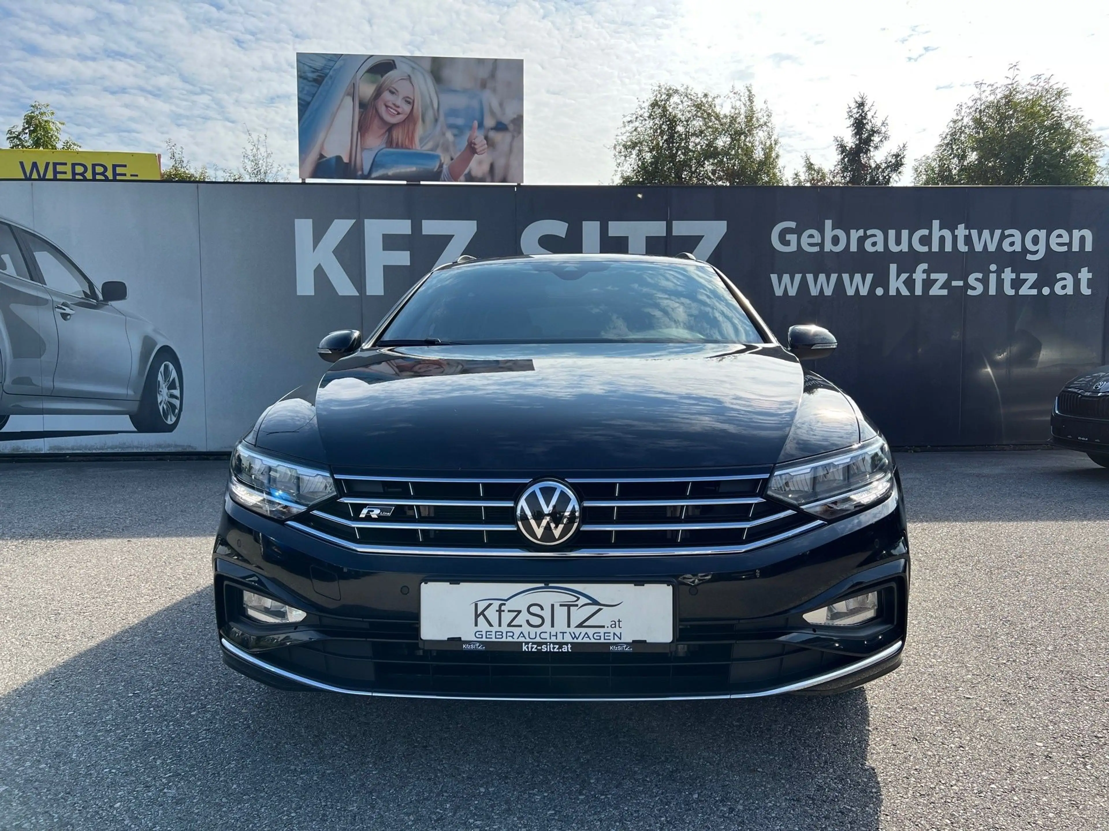 Volkswagen Passat Variant Business R-LINE 2,0 SCR TDI DSG — photo 8
