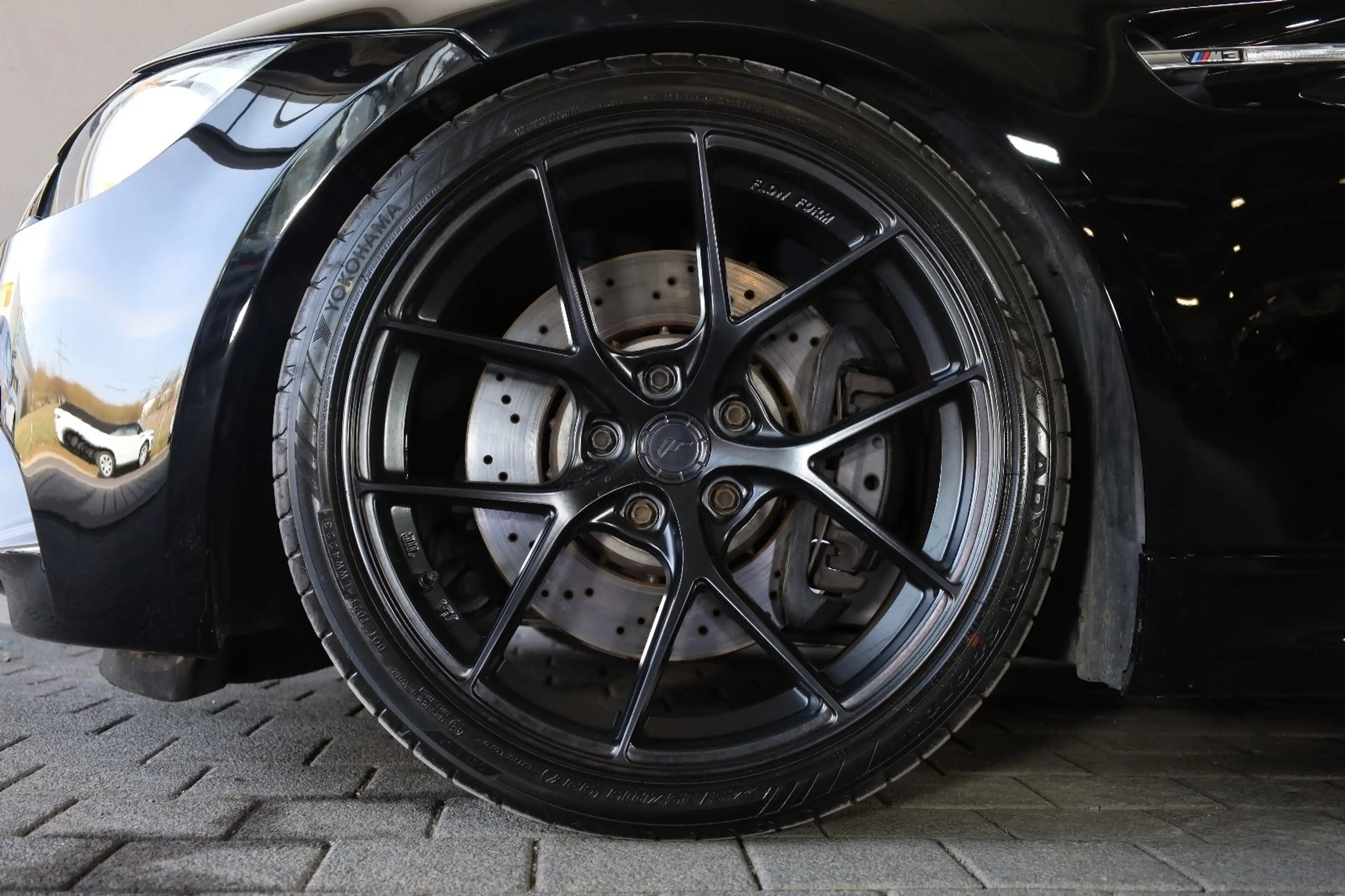 BMW M3 Coupé/M/NAVI/KEYLESS/BTH/SBD/XENON/MFL/R19 — photo 4