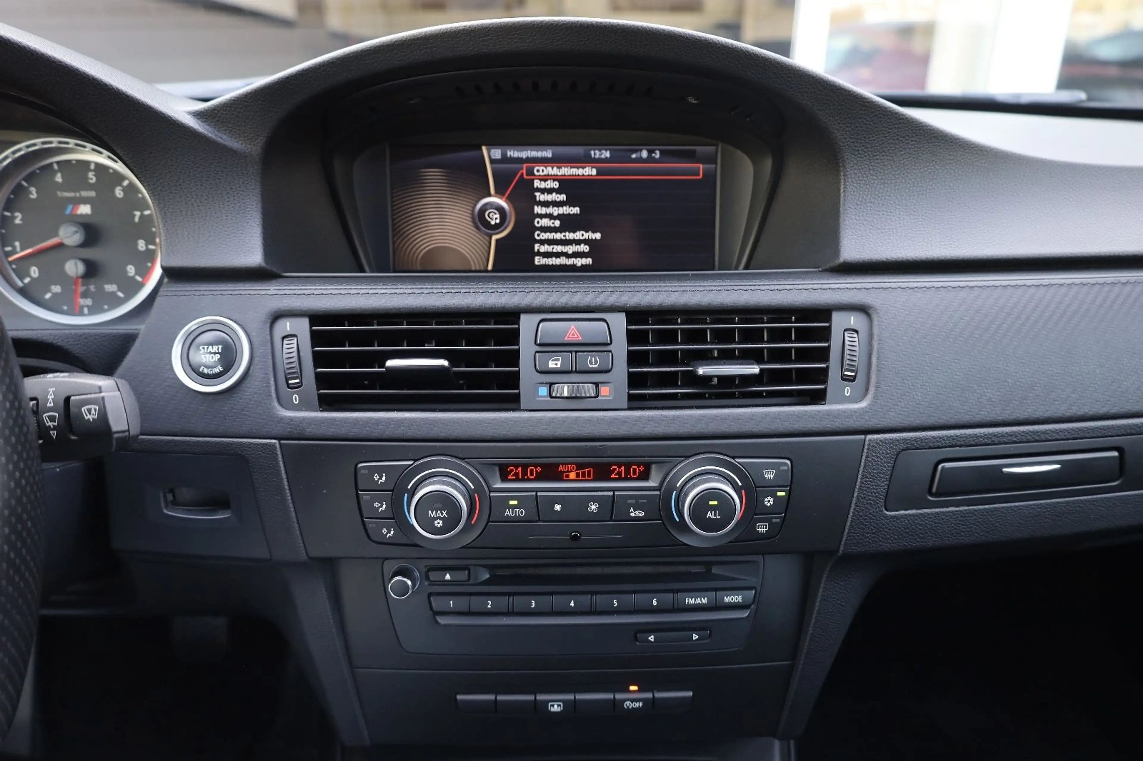 BMW M3 Coupé/M/NAVI/KEYLESS/BTH/SBD/XENON/MFL/R19 — photo 14
