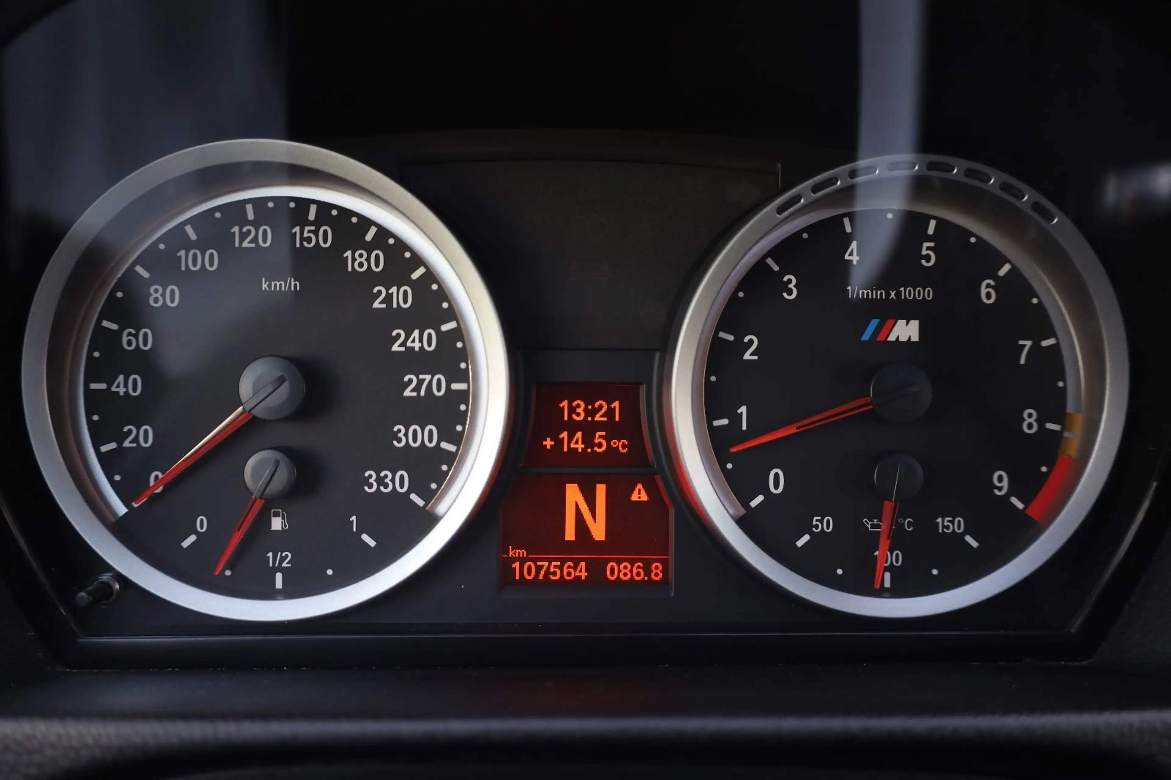 BMW M3 Coupé/M/NAVI/KEYLESS/BTH/SBD/XENON/MFL/R19 — photo 13