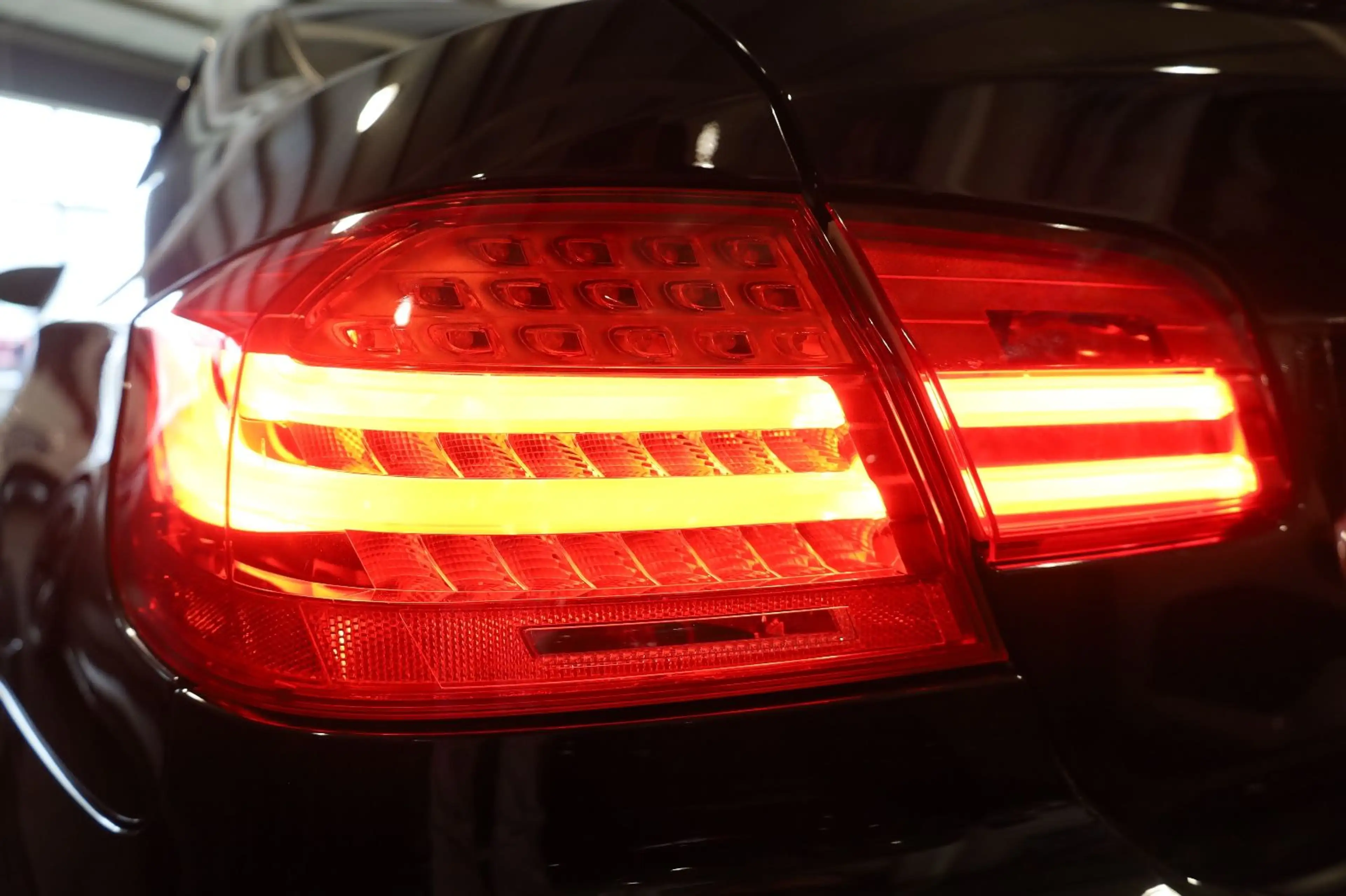 BMW M3 Coupé/M/NAVI/KEYLESS/BTH/SBD/XENON/MFL/R19 — photo 7