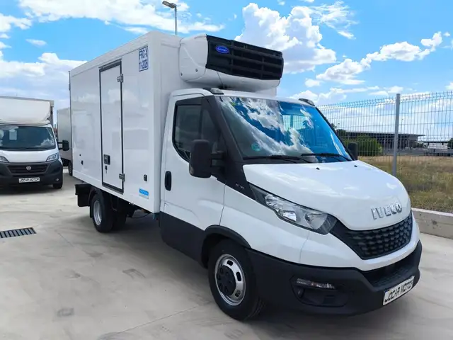 Iveco Daily Chasis Cabina 35C16 3750 160