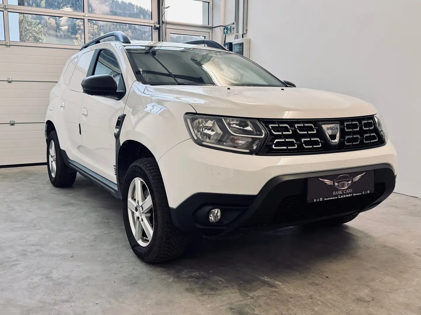 Dacia Duster Comfort 4WD Weiß - 2
