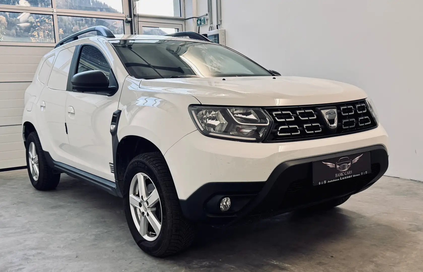 Dacia Duster Comfort 4WD Weiß - 1