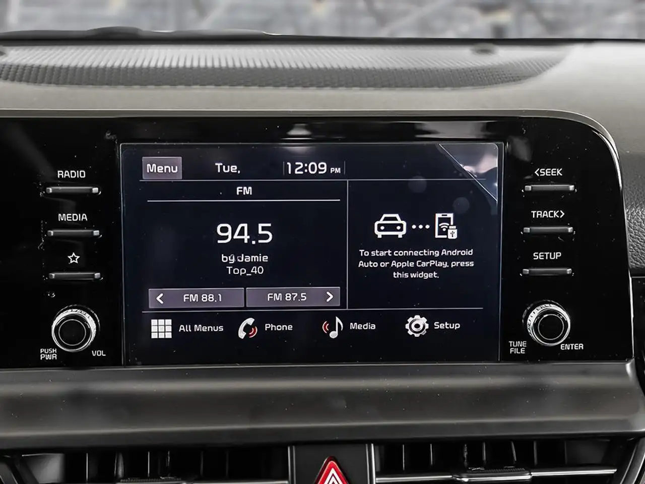 Kia Seltos снимка Kia Seltos