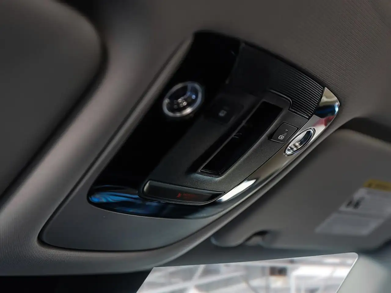 Kia Seltos снимка Kia Seltos