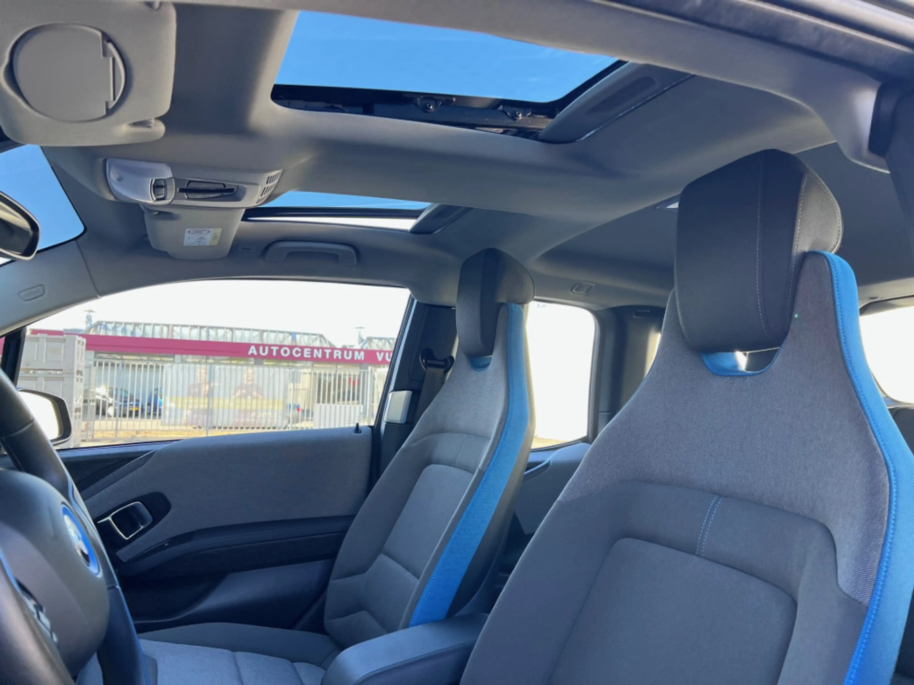 BMW i3 Executive 120Ah 42 kWh/Schuifdak/Adaptive/Carplay/ — photo 2
