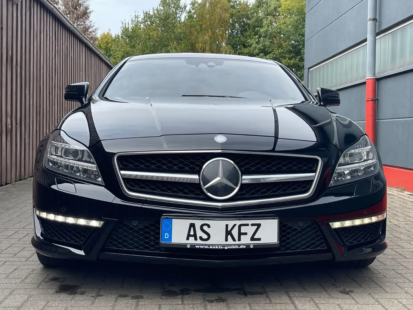Mercedes-Benz CLS 63 AMG Nachtsicht Massage HK Schwarz - 2