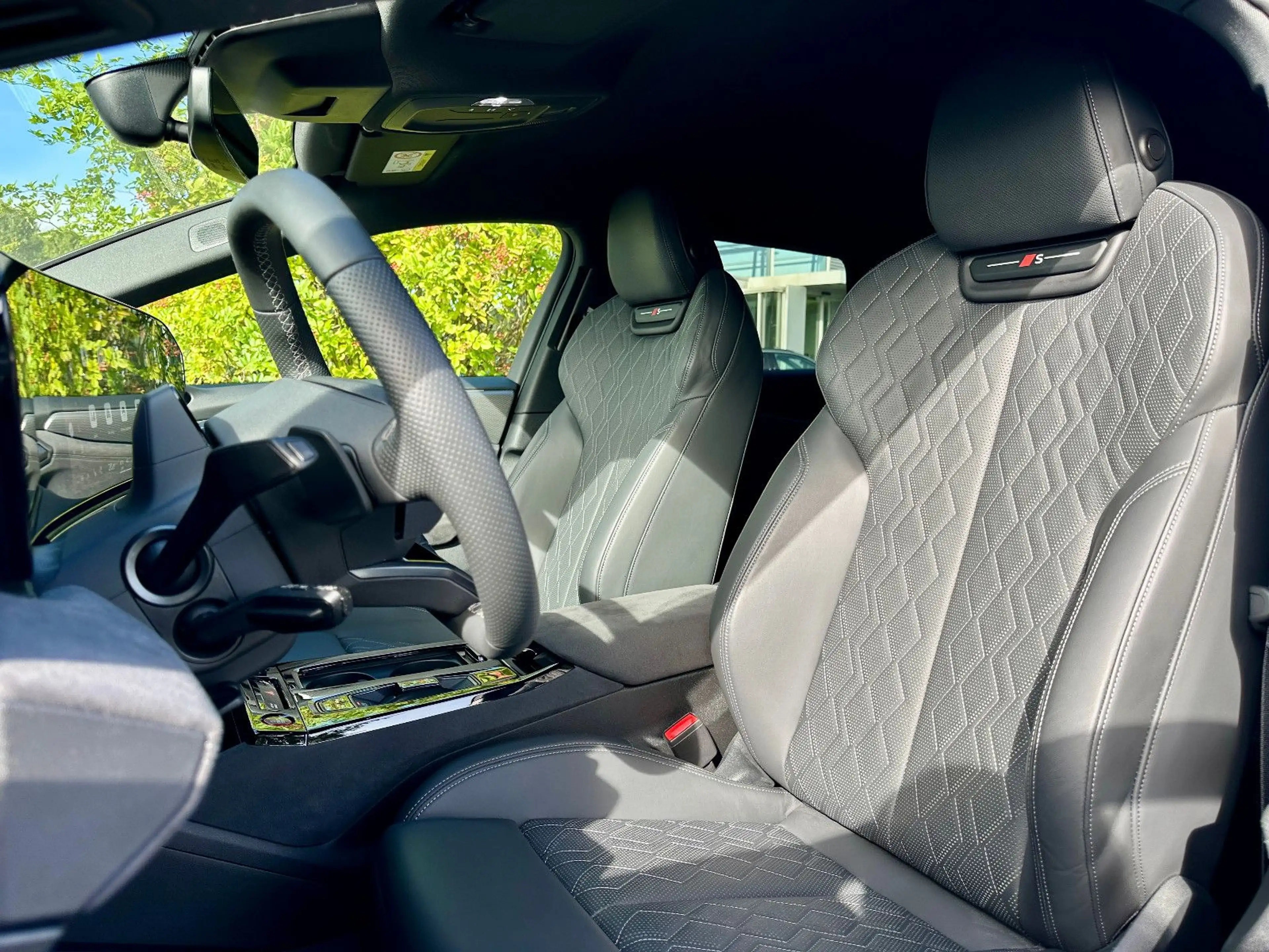 Audi A6 e-tron Avant perf. S-LINE BUSINESS TECH PRO — photo 12