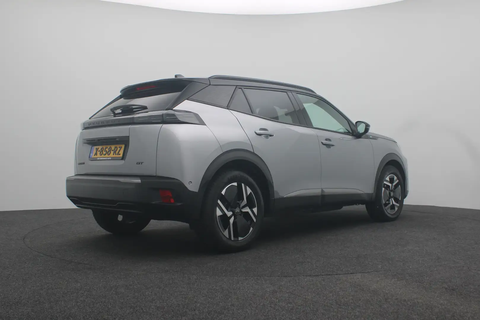 Peugeot e-2008 EV GT 54 kWh | Achteruitrijcamera | Airco (automat Grijs - 2