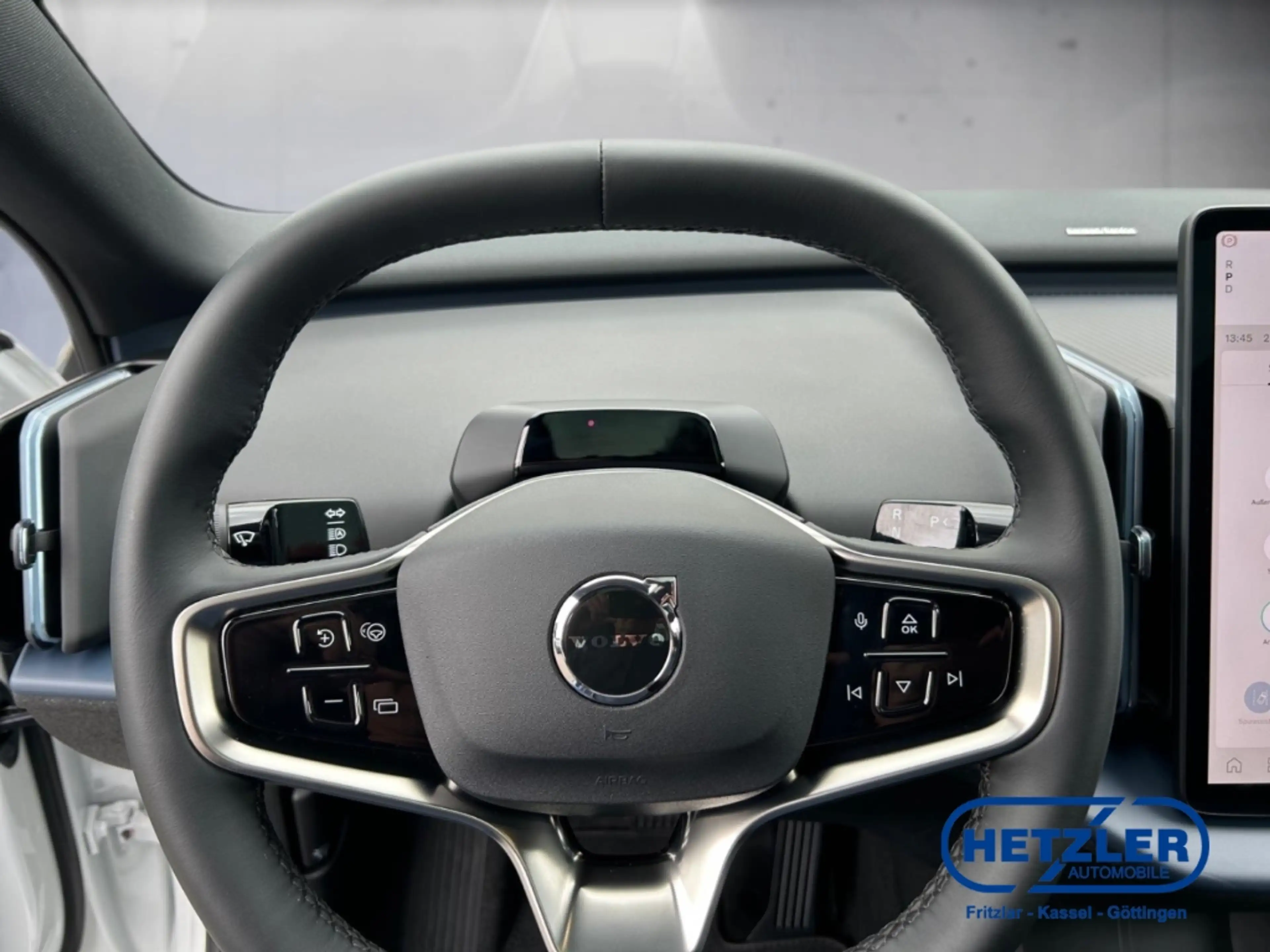 Volvo EX30 Ultra 2WD Extended Range, Electric Panorama AHK  M — photo 8