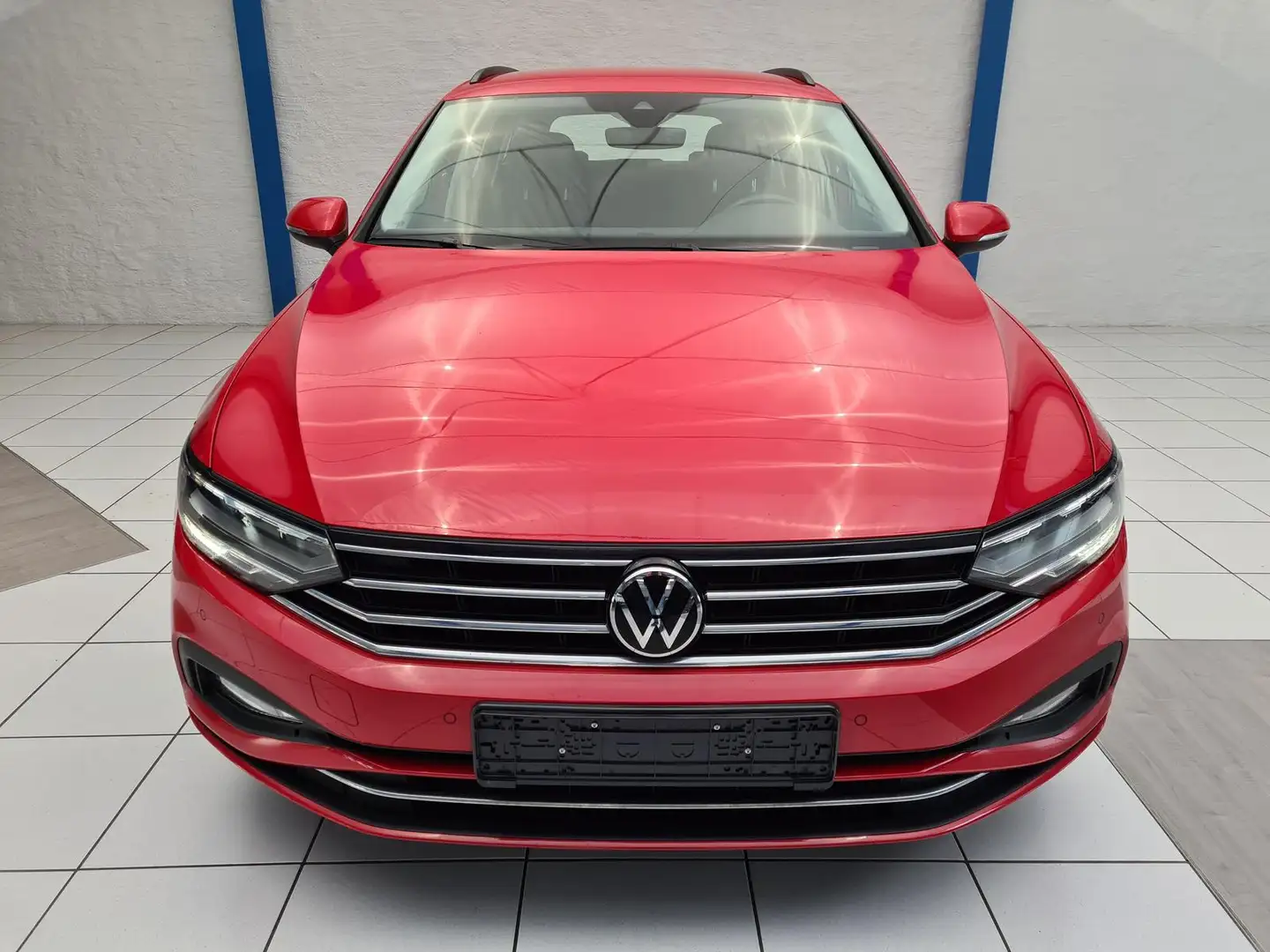 Volkswagen Passat Variant 2.0TDI Business  ACC | AppConnect Rood - 2