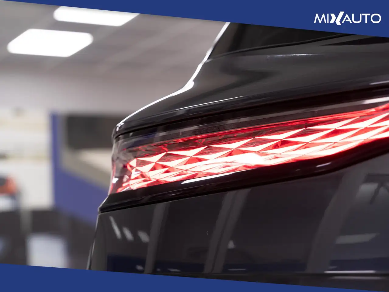 DS Automobiles DS 7 Crossback 1.5 BlueHdi Performance Line 130CV Auto 19