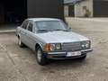 Mercedes-Benz 250 srebrna - thumbnail 2