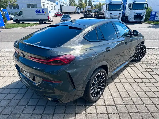BMW X6 view 7