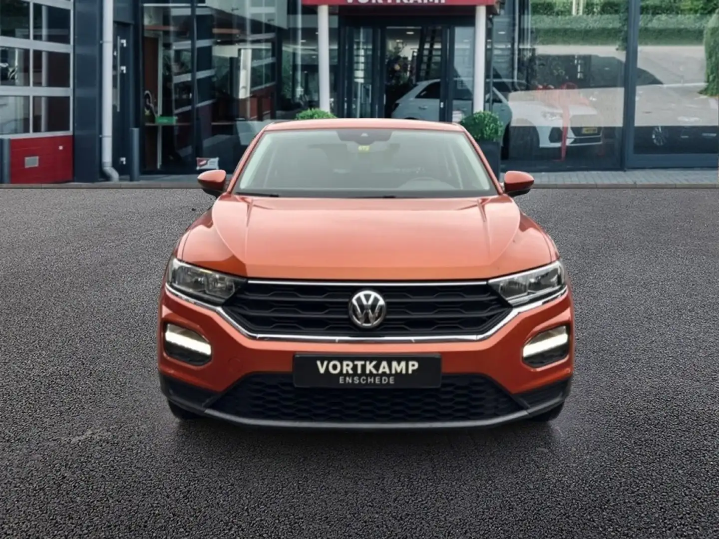 Volkswagen T-Roc 1.0 TSI CAMERA/STOELVERW/LANE-ASS/FRONT-ASS Orange - 2