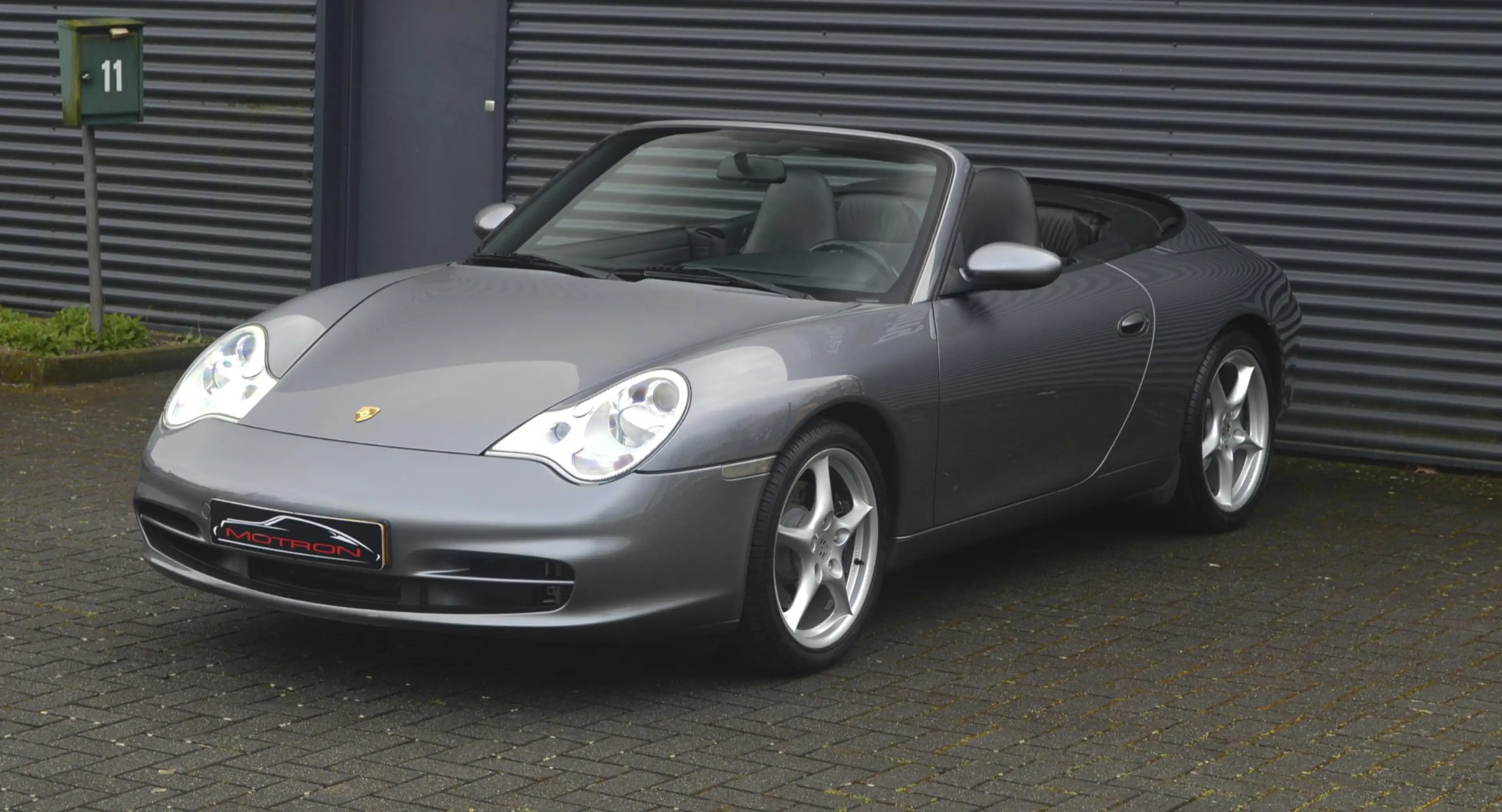 Porsche 996 996 3.6 Cabriolet Carrera 2 Porsche 911 Cabrio 996 — photo 2