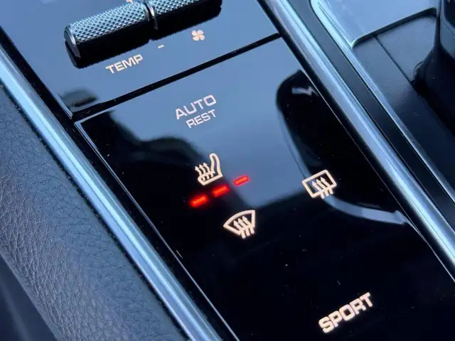 Porsche Panamera view 26