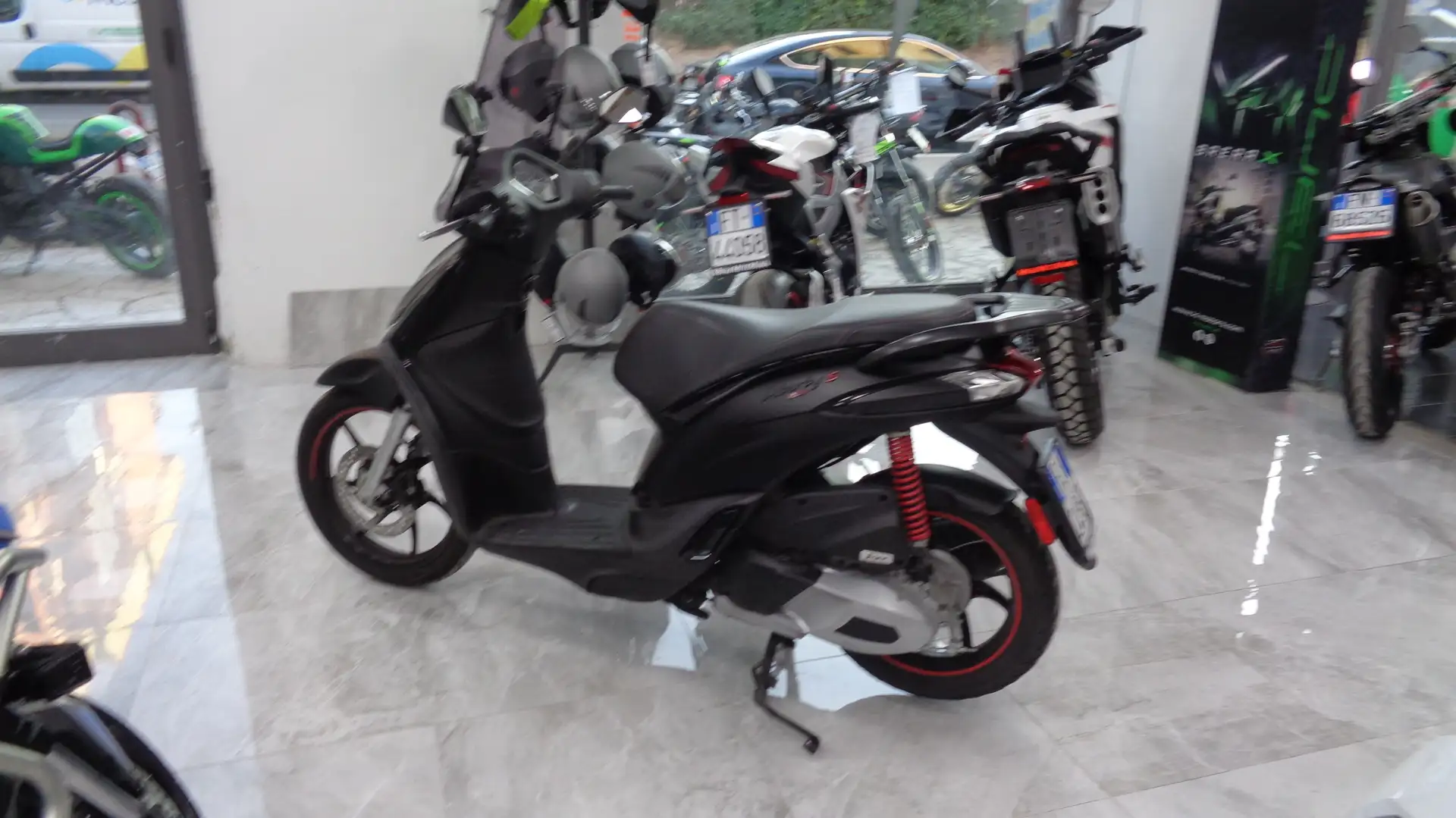 Piaggio Liberty 125 SPORT - EURO 5 Nero - 2