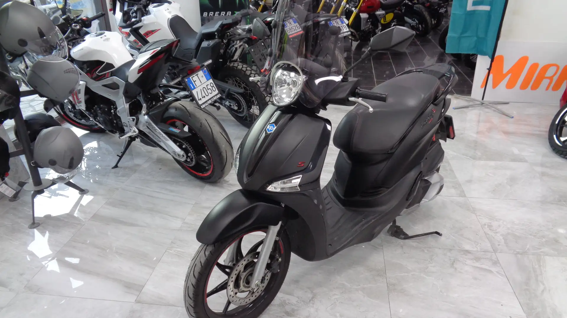 Piaggio Liberty 125 SPORT - EURO 5 Nero - 1