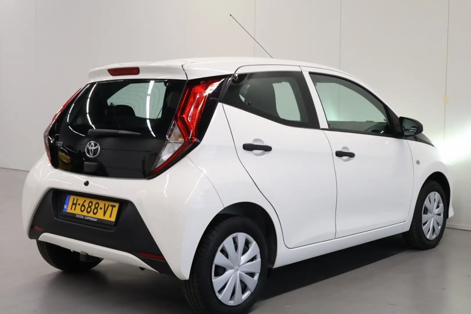Toyota Aygo 1.0 VVT-i x-fun Blanco - 2