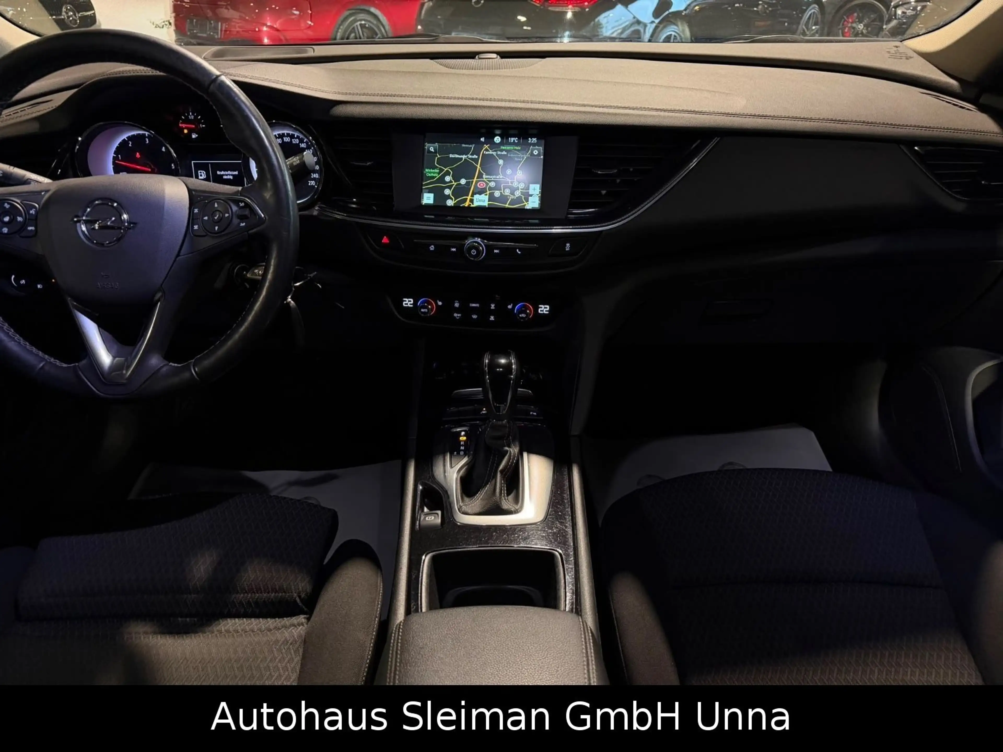 Opel Insignia B Sports Tourer Business Edition Autom. — photo 12