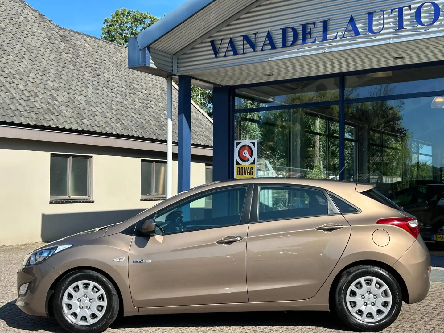 Hyundai i30 1.6 GDI i-Motion Plus Airco Cruise Park.Sens NAP N Braun - 2