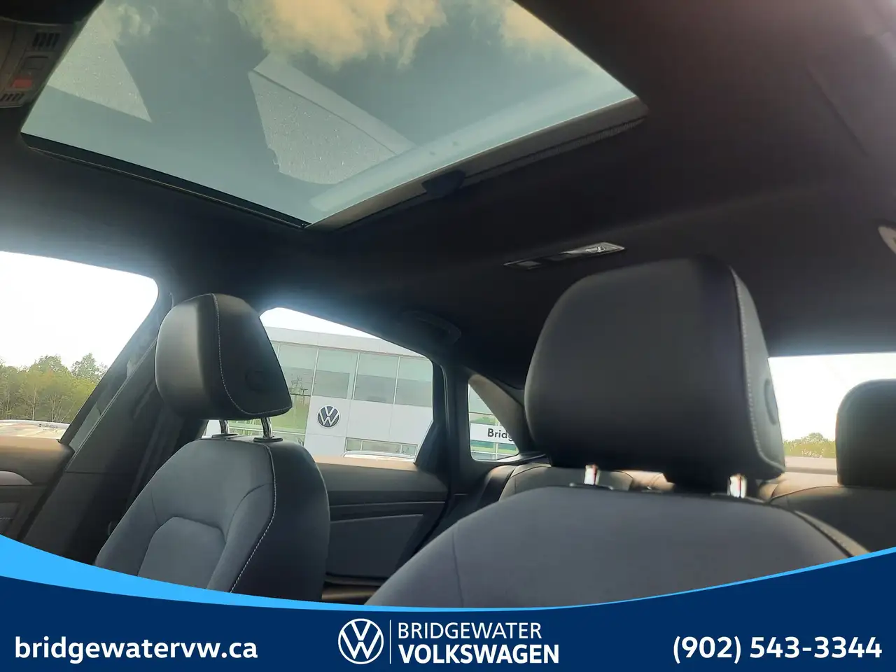Volkswagen Jetta снимка Volkswagen Jetta