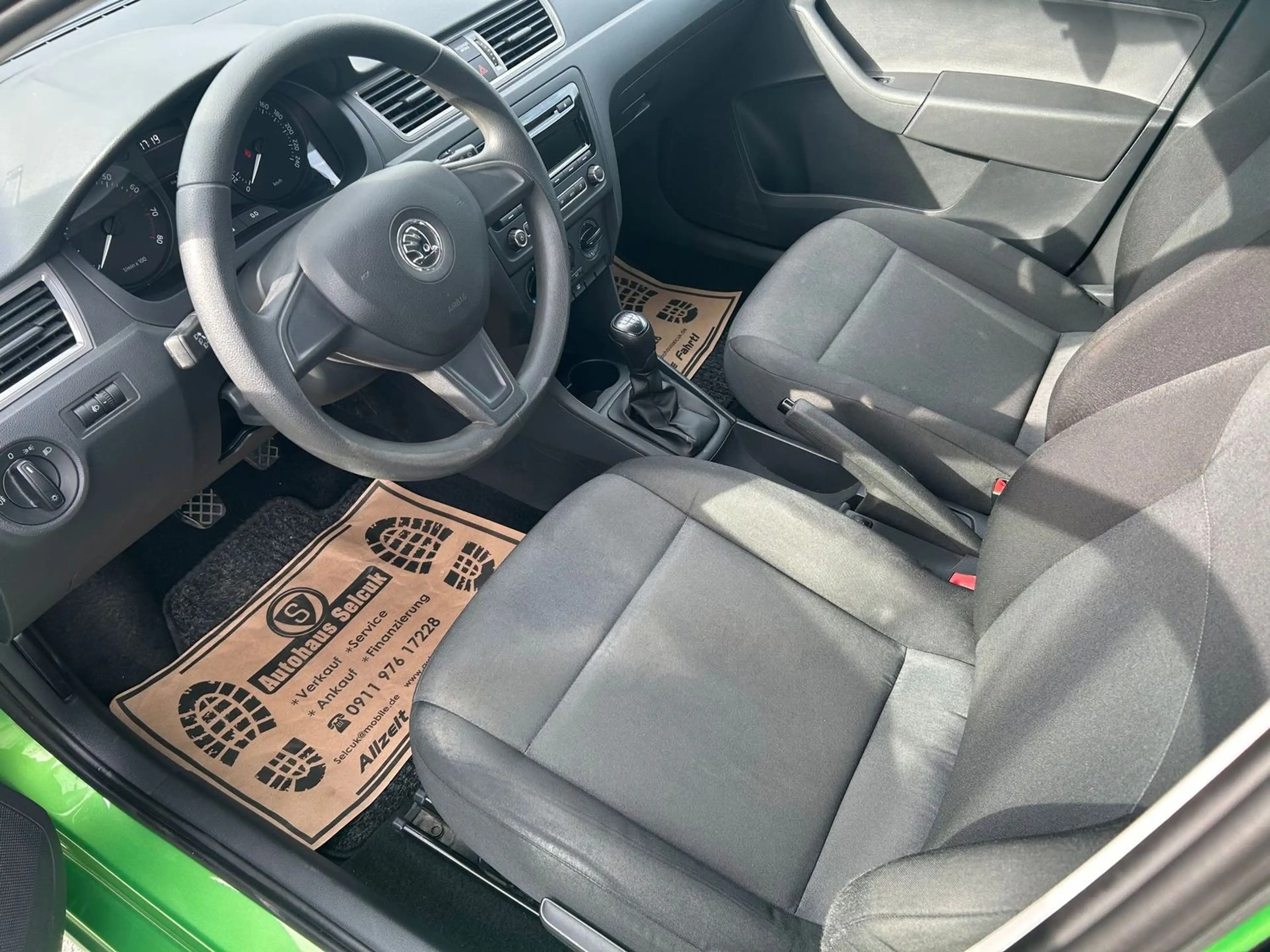 Skoda Rapid/Spaceback Cool Edition *Klima*1-Hand* — photo 10